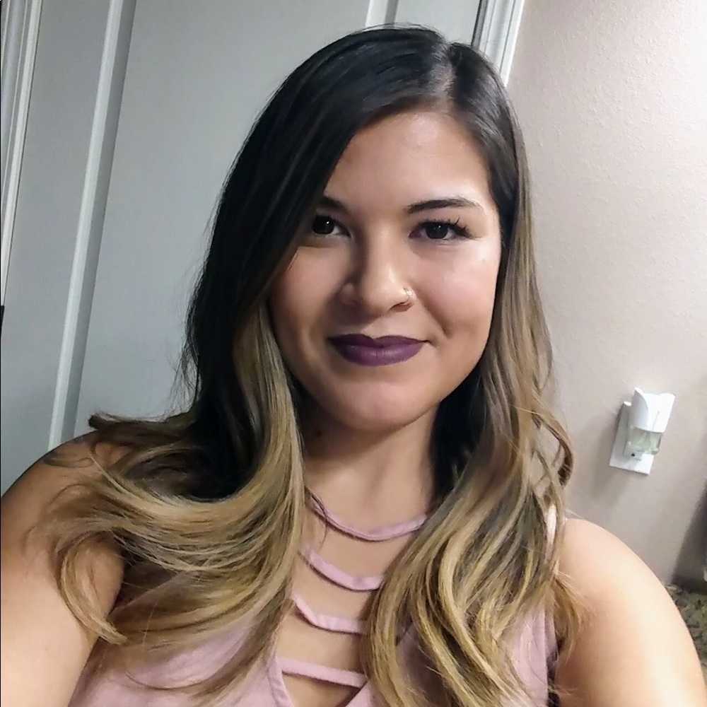 Meet your Posher, Marisa